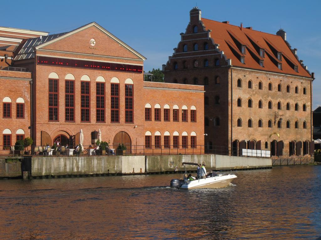 Motlawa Apartment - The Best Location Gdańsk Kültér fotó